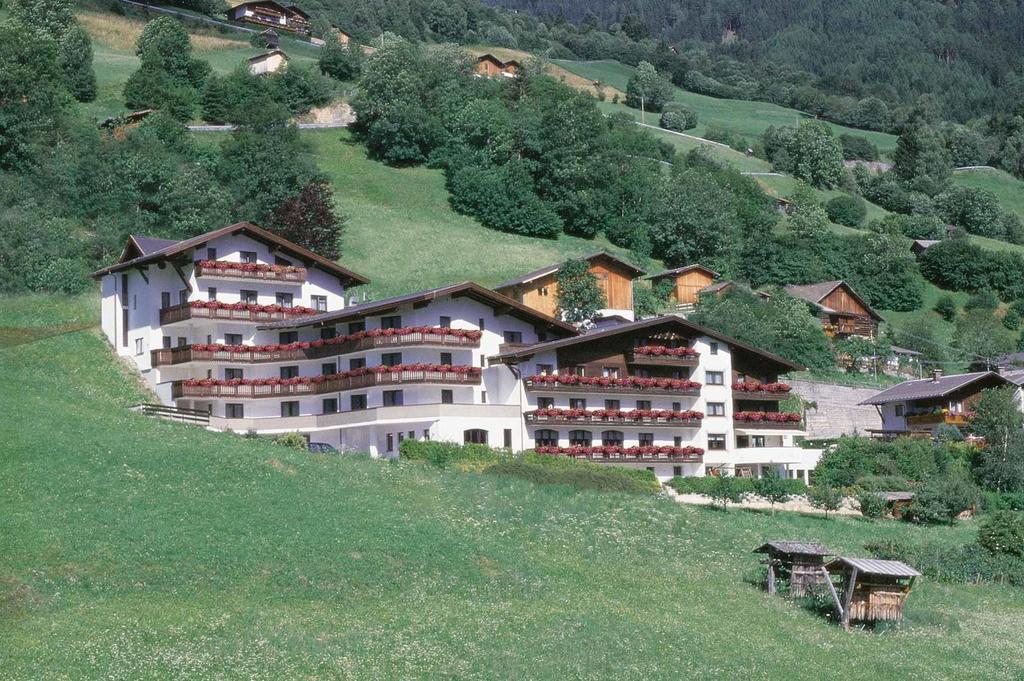 Hotel Alpenfriede Jerzens Esterno foto